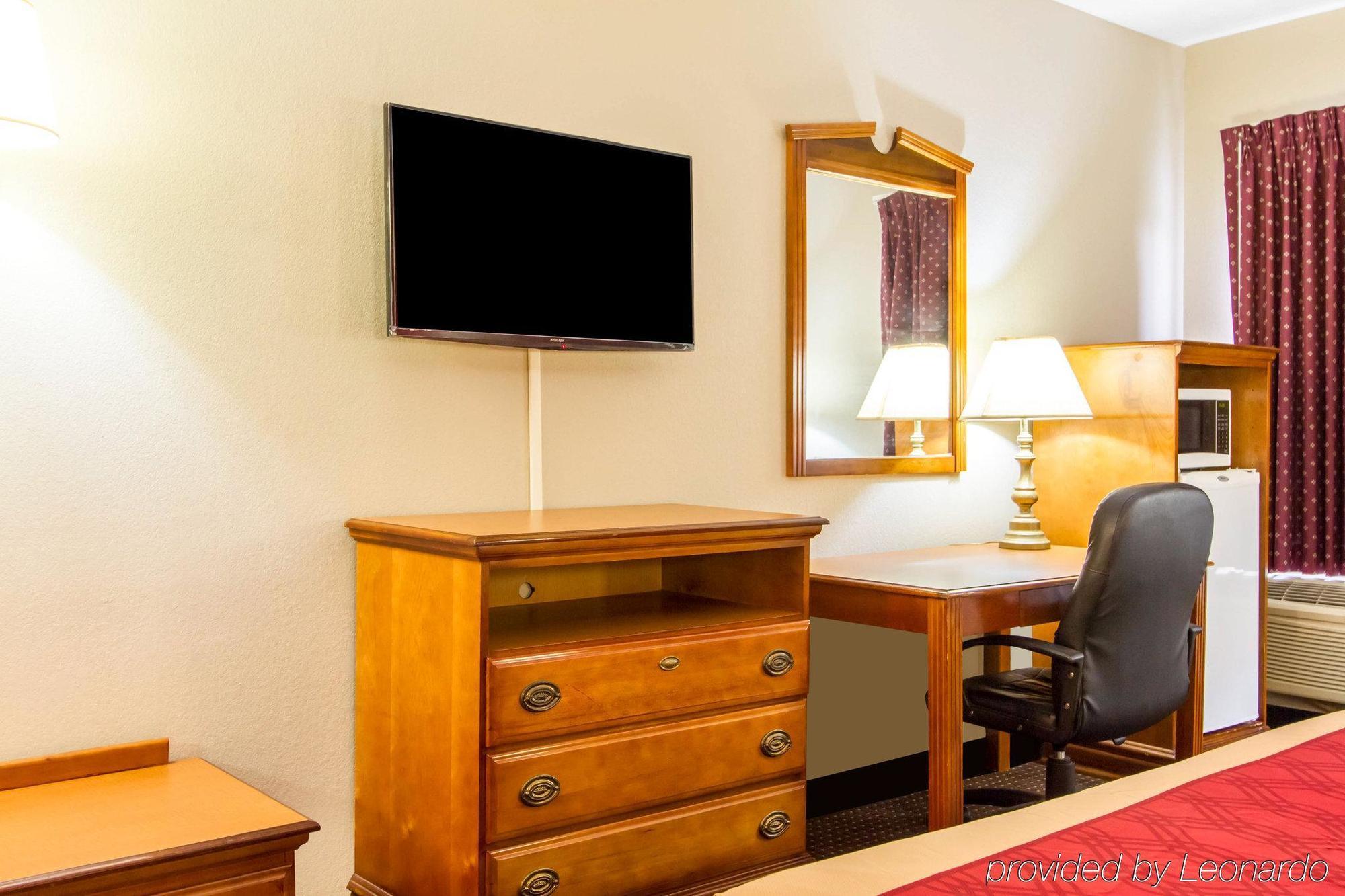 Americas Best Value Inn אופליקה מראה חיצוני תמונה