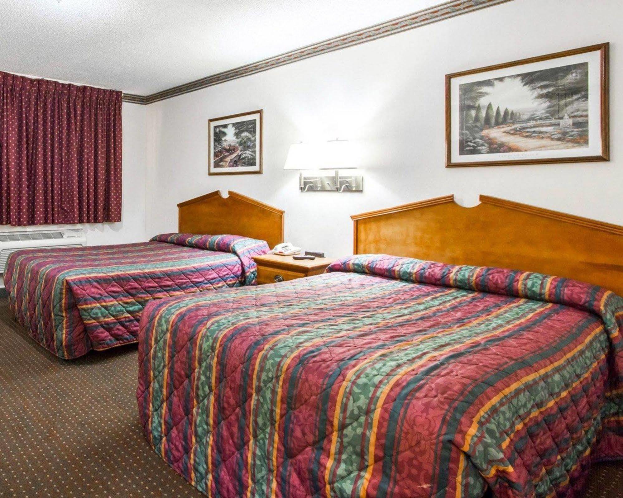 Americas Best Value Inn אופליקה מראה חיצוני תמונה
