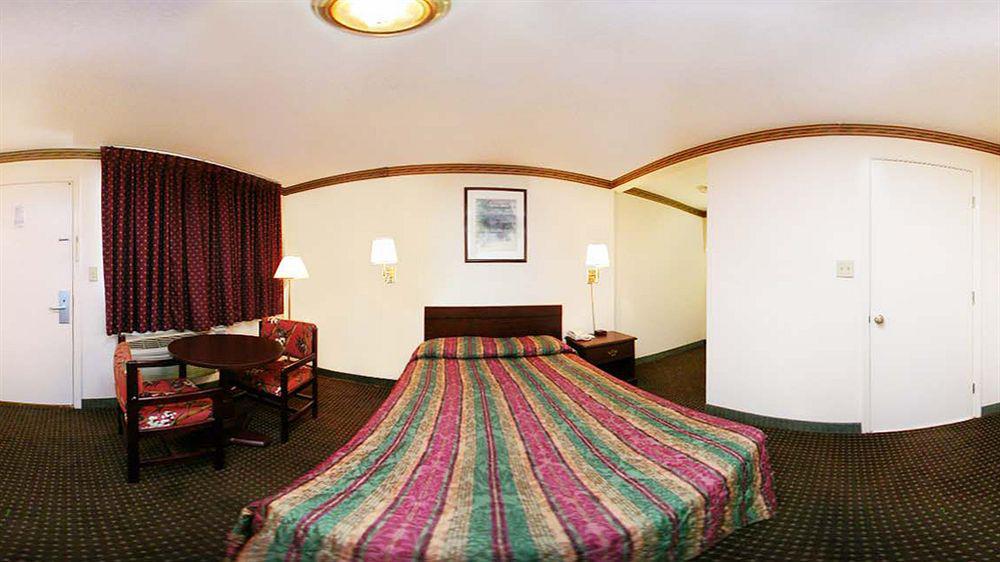 Americas Best Value Inn אופליקה מראה חיצוני תמונה